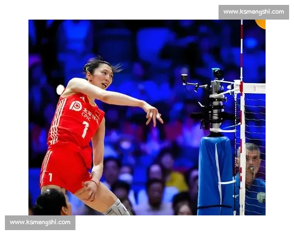 副攻跨界二传笑翻全场！女排训练欢乐多